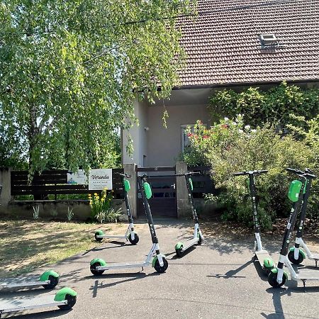 Veranda Apartman Ньиредьхаза Экстерьер фото