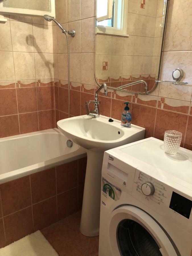 Veranda Apartman Ньиредьхаза Экстерьер фото
