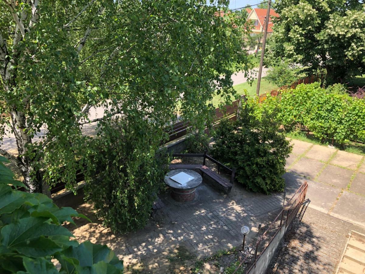 Veranda Apartman Ньиредьхаза Экстерьер фото