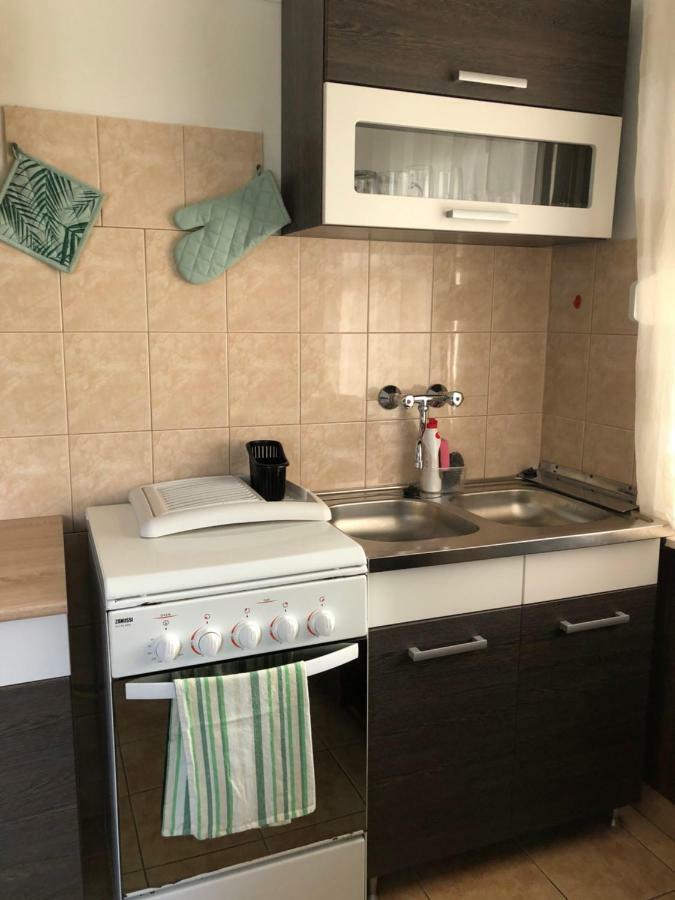 Veranda Apartman Ньиредьхаза Экстерьер фото